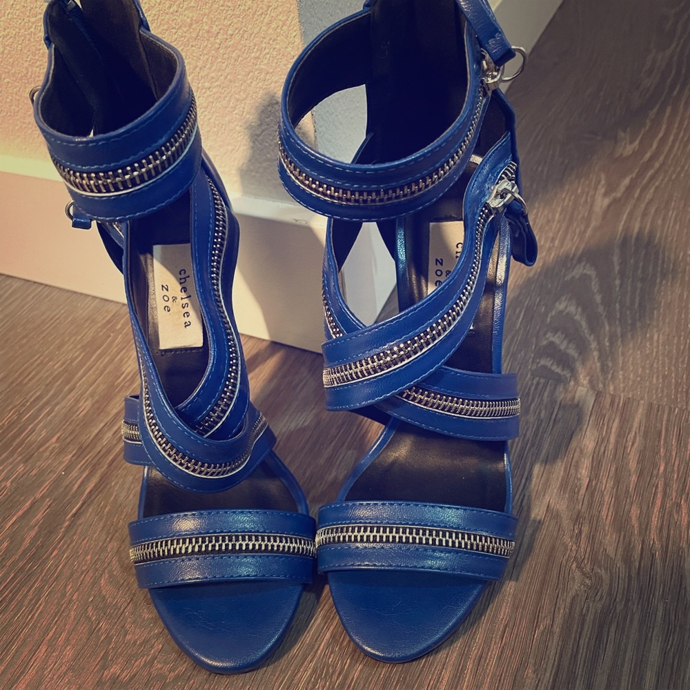 Chelsea and Zoe heels